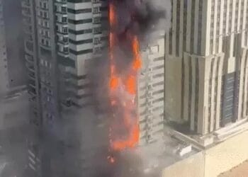 Dubai Marina की रात में लगी आग: Marina Pinnacle की भयावह घटना 2025 News