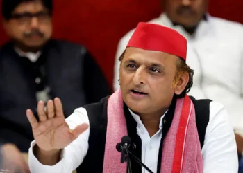 अखिलेश यादव फेसबुक सस्पेंड-Bharati Fast News