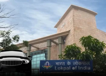 70 लाख की BMW-Bharati Fast News