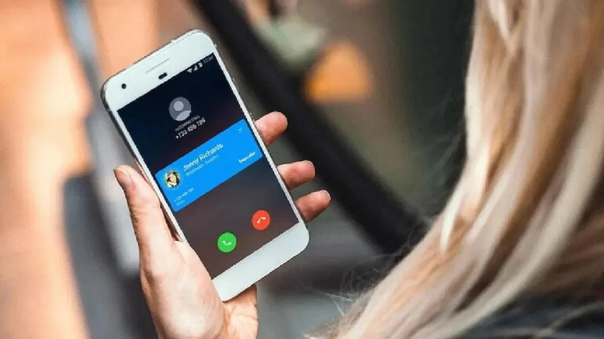 एक-फोन-कॉल-से-ठगी-दुनिया-1