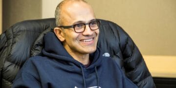Microsoft CEO सैलरी-Bharati Fast News