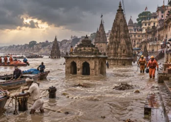 वाराणसी गंगा बाढ़