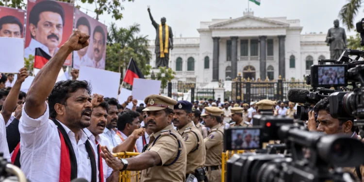 Vijay पर टिप्पणी